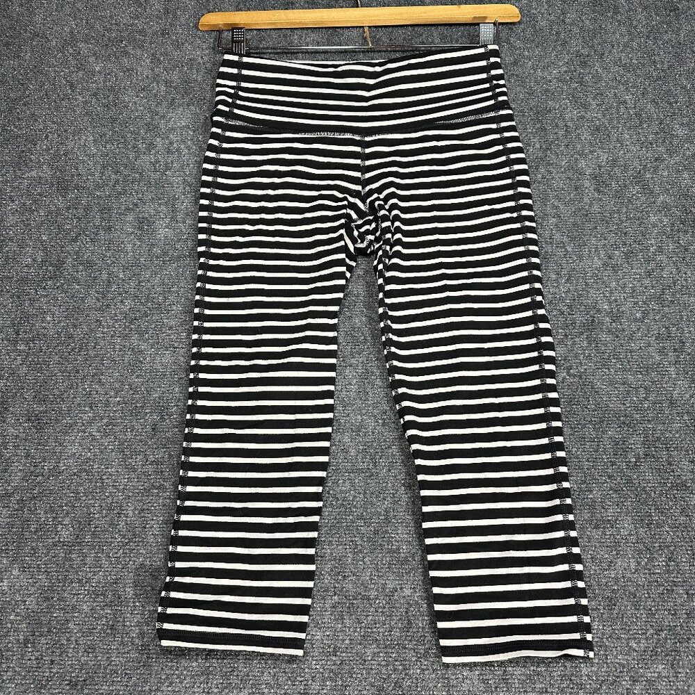 Athleta Pants Stripes Chaturanga Capri Womens Small Black White Stretch Yoga